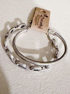 NWT DOROTHY Silver Tone Chain Link Bracelet Set (2) Layered Stackable Bracelets